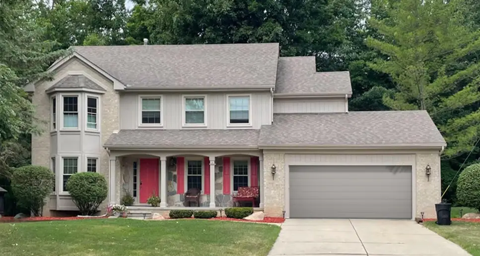 Exterior painting project at 24739 Ridgeview Dr, Farmington Hills — Baja Dunes - Benjamin Moore