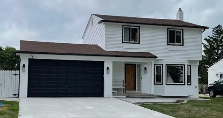 Exterior painting project at 39341 Hyland, Sterling Heights — Super White - Benjamin Moore