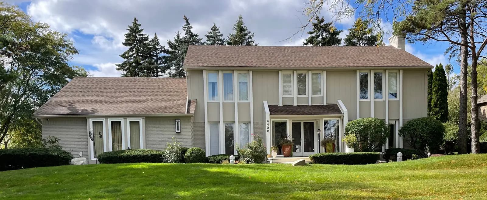 Exterior painting project at 4420 Strathdale Lane, West Bloomfield — Stone Hearth - Benjamin Moore