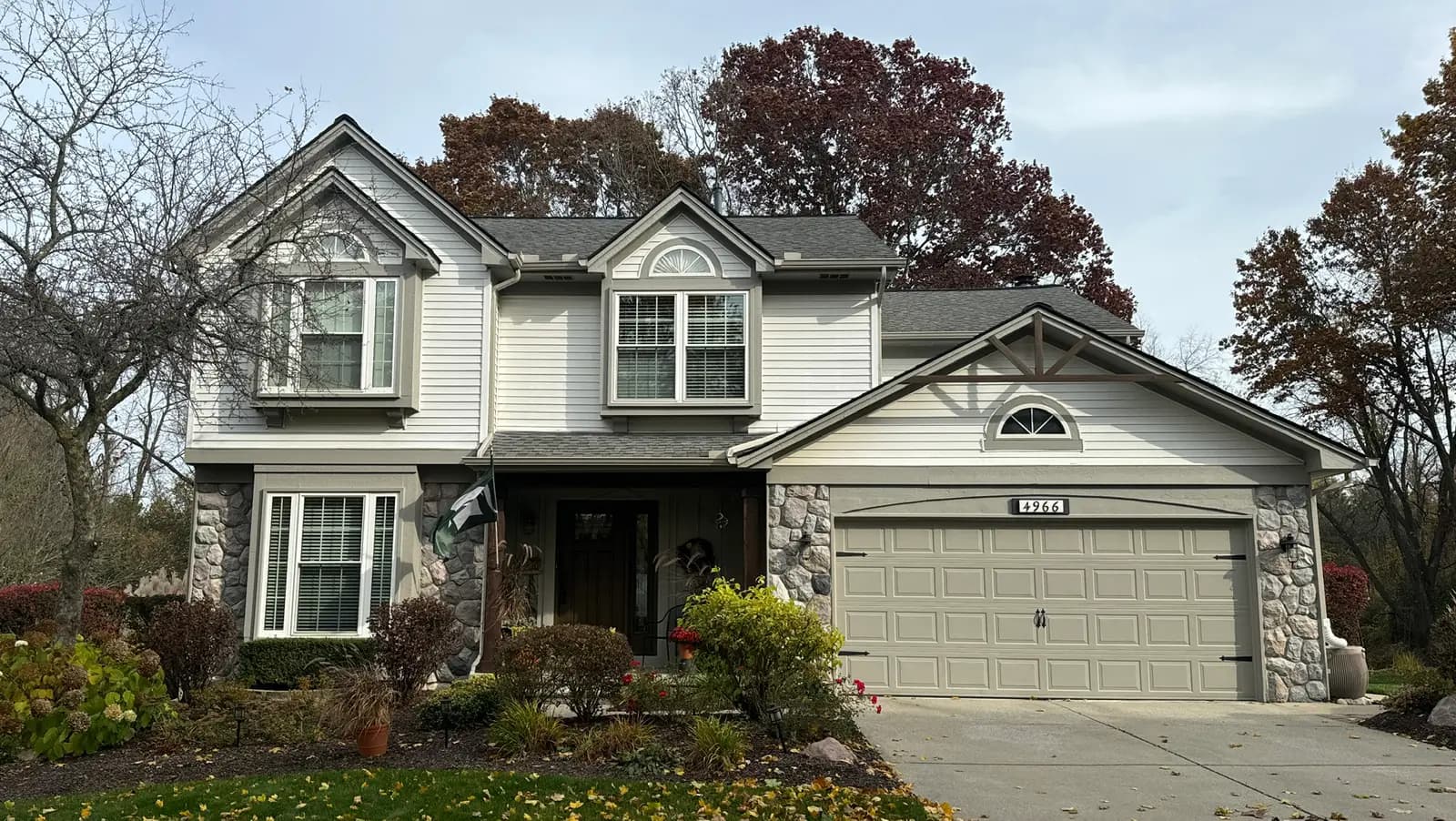 Exterior painting project at 4966 Foothills Drive, Commerce Township