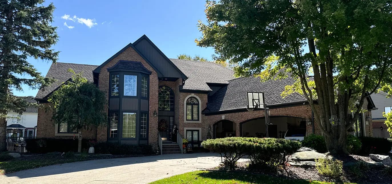 Exterior painting project at 54792 Flamingo Drive, Shelby Township — Griffin - Sherwin Williams