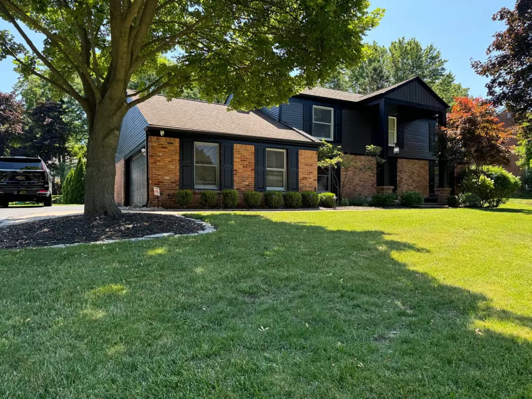 Exterior painting project at 4281 Antique Lane, Bloomfield Hills — Iron Ore - Sherwin Williams Vinyl Safe