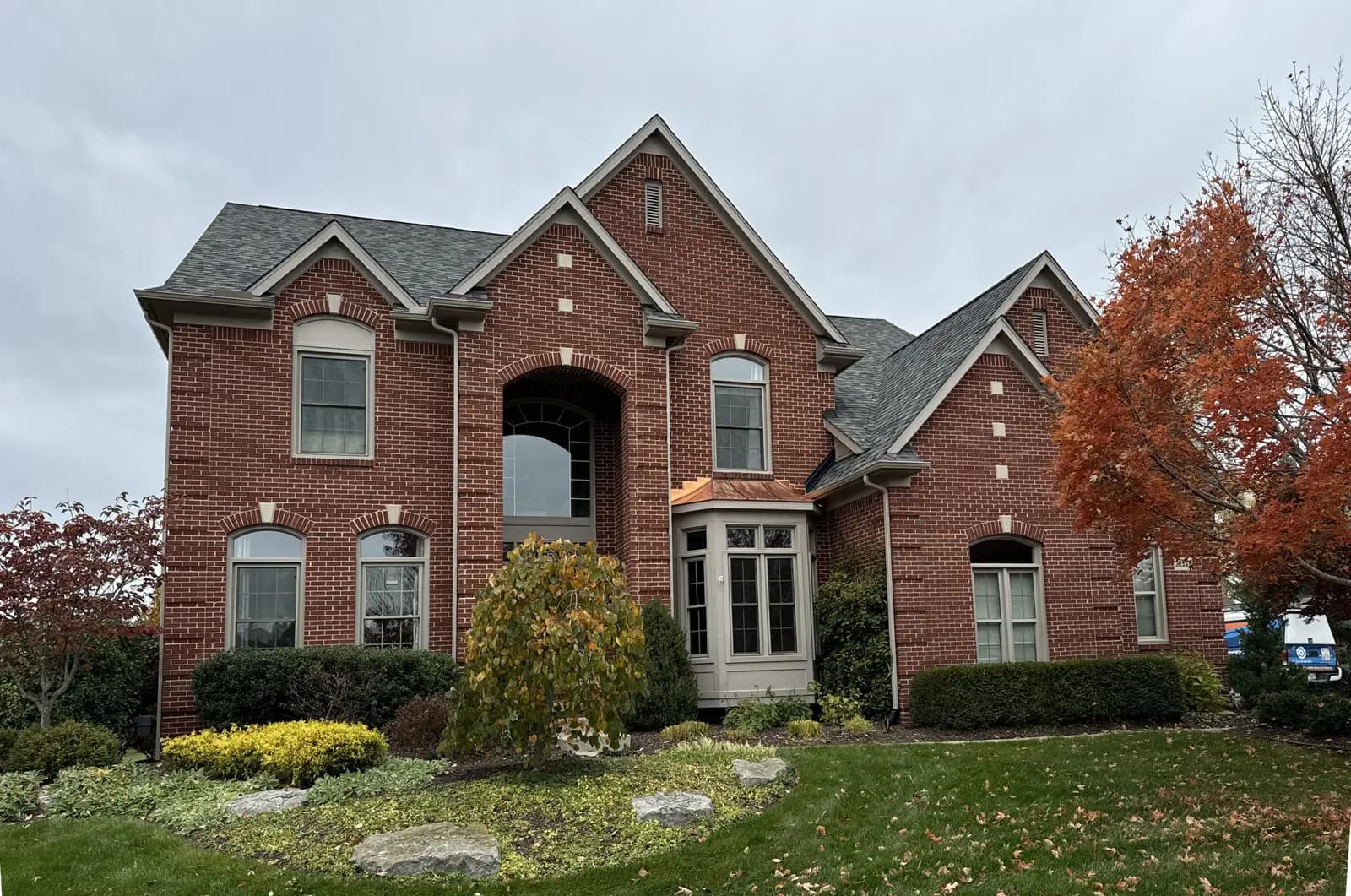 Exterior painting project at 30369 Norwich Drive, Novi — Waynesboro Tauper - Benjamin Moore