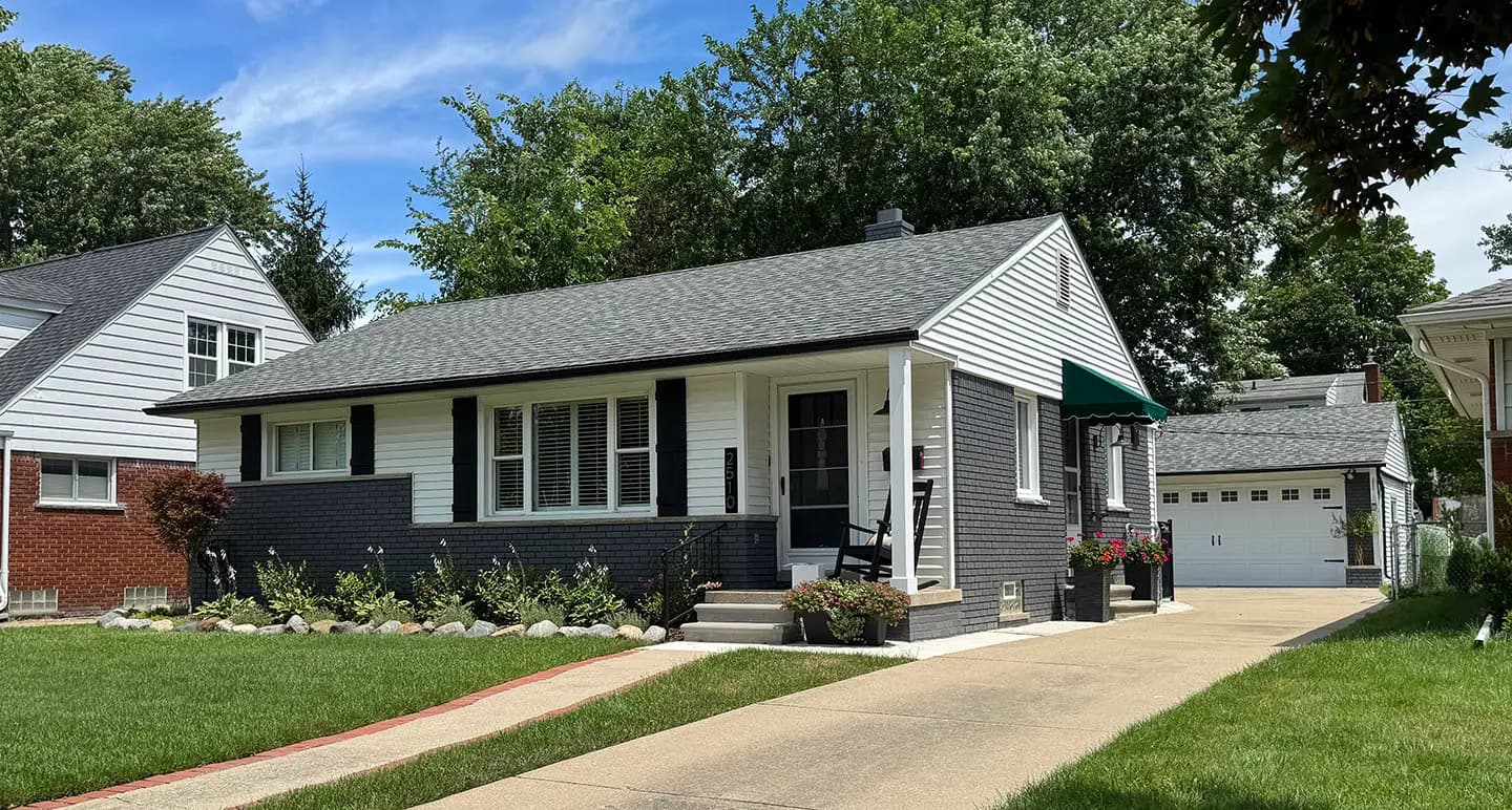 Exterior painting project at 2510 Woodland Avenue, Royal Oak