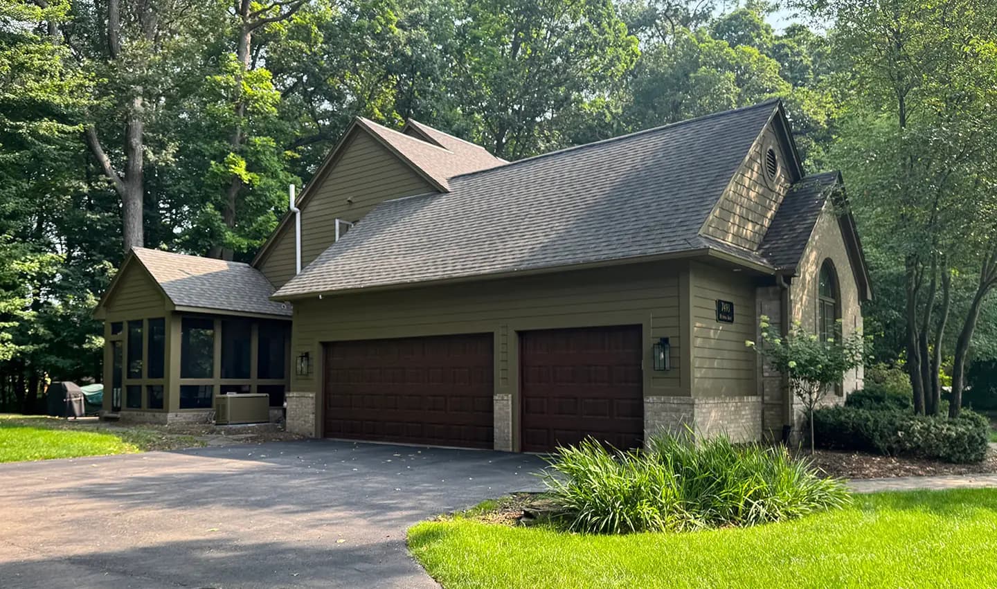 Exterior painting project at 7493 Mistwood Dr, White Lake — Roycroft Brass - Sherwin Williams