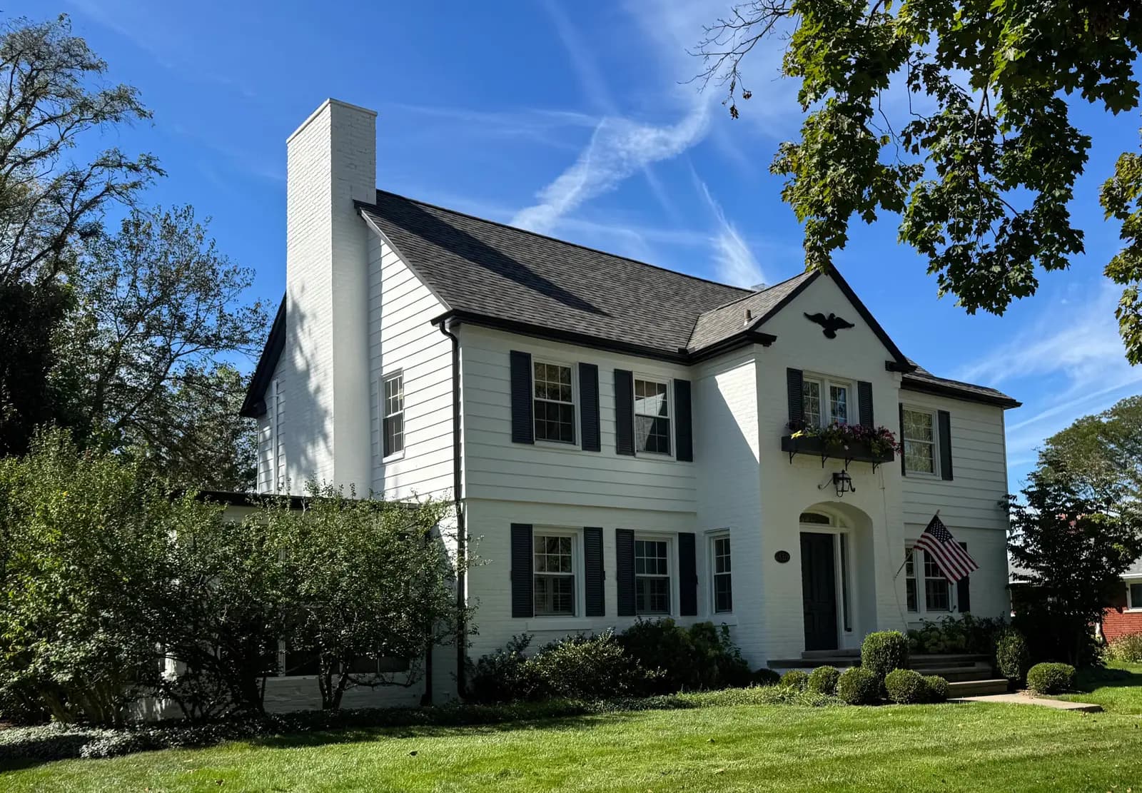 Exterior painting project at 18321 Riverside Dr, Beverly Hills — Simply White - Benjamin Moore