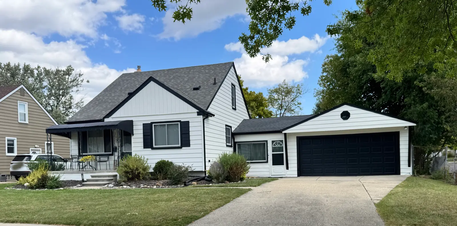 Exterior painting project at 3604 Durham Rd, Royal Oak — White Dove - Benjamin Moore