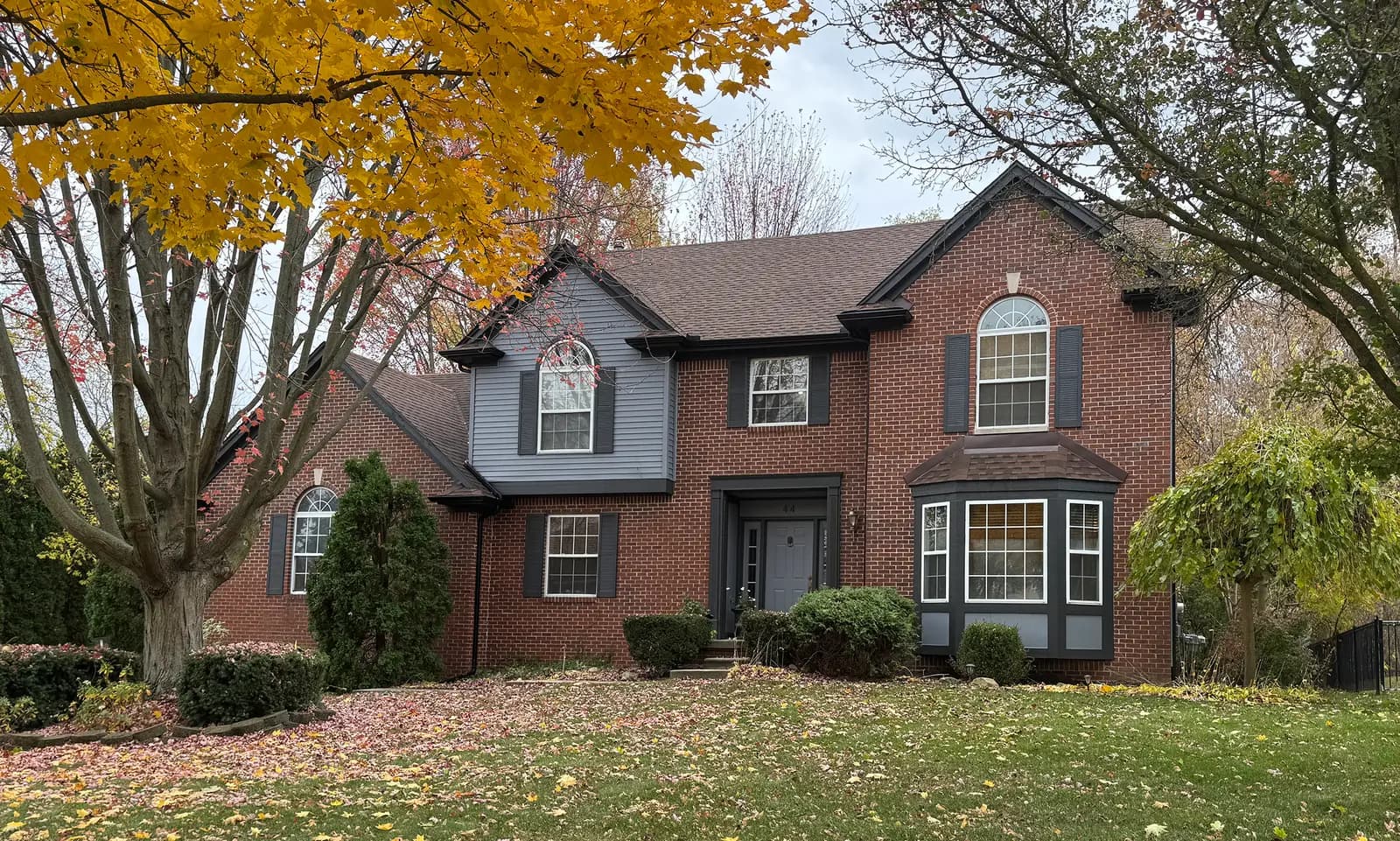 Exterior painting project at 44 Wildwood Drive, Troy — Prime Time - Sherwin Williams Vinyl Safe
