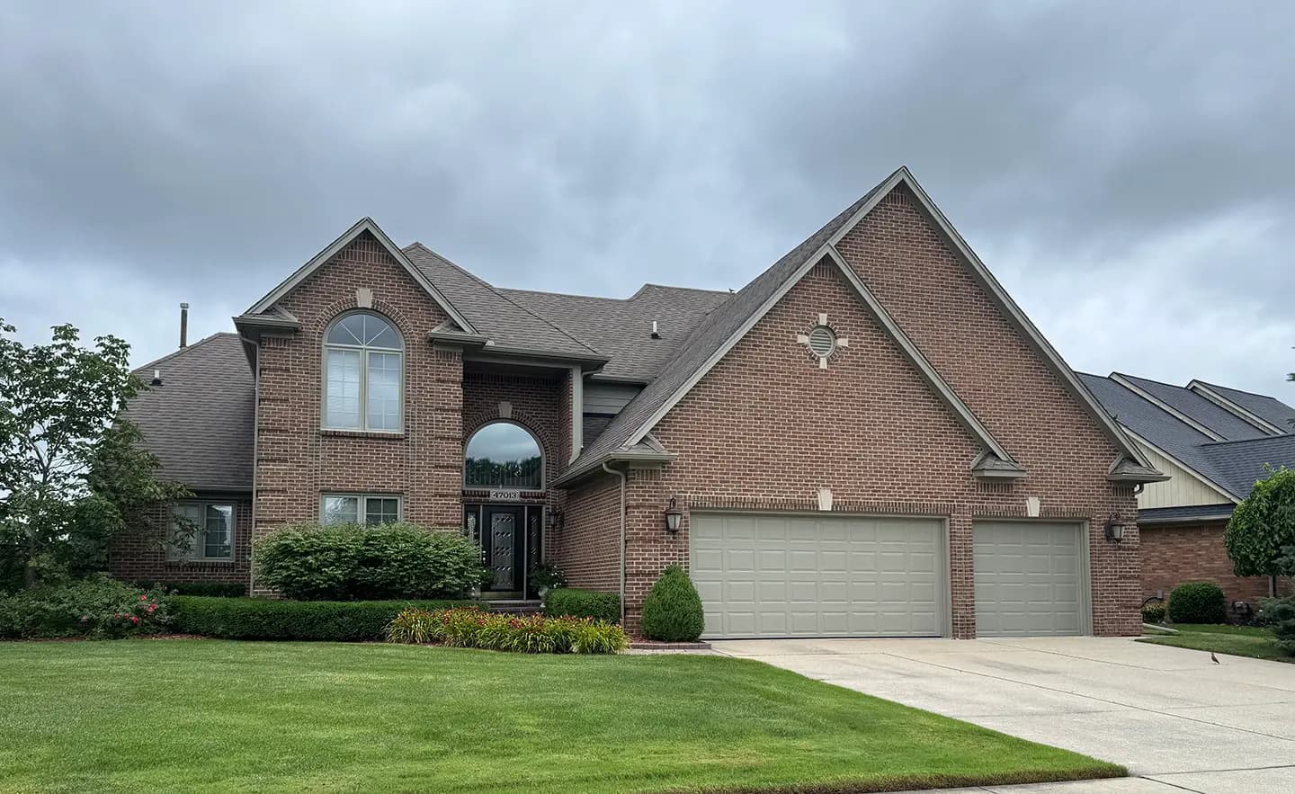 Exterior painting project at 47013 Malburg Way Drive, Macomb — River Gorge Gray - Benjamin Moore